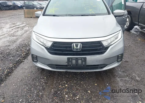 2021 Honda Odyssey Ex z USA, uszkodzony, nr VIN 5FNRL6H50MB016823